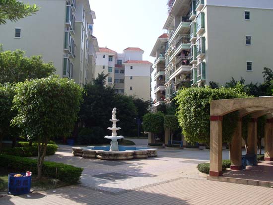 肇庆市技师学院_肇庆市人均住房面积