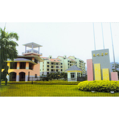 肇庆市技师学院_肇庆市人均住房面积(2)