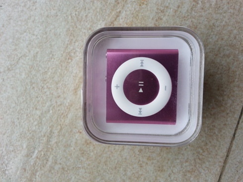 全新未拆封ipod shuffle 2g (苹果)mp3